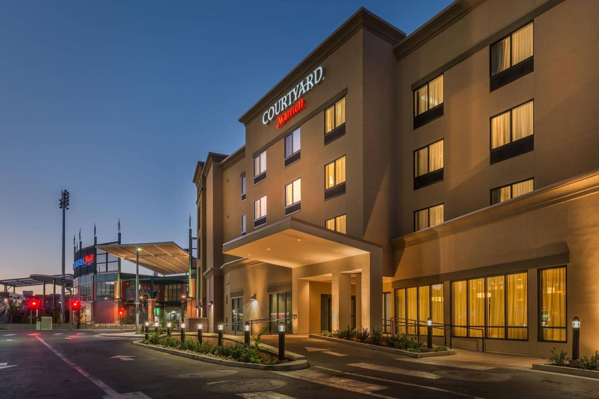 Courtyard By Marriott Reno Downtown/Riverfront Esterno foto
